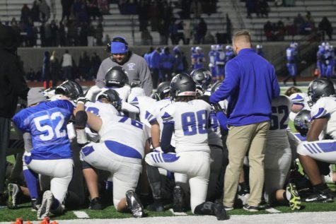 Wildcats Fall to Ladue in Second Round of Districts, Finish Season 5-6