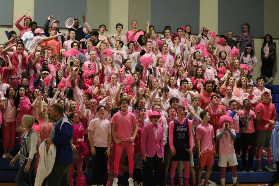 The Class of 2020 gets hype on class color day last year.