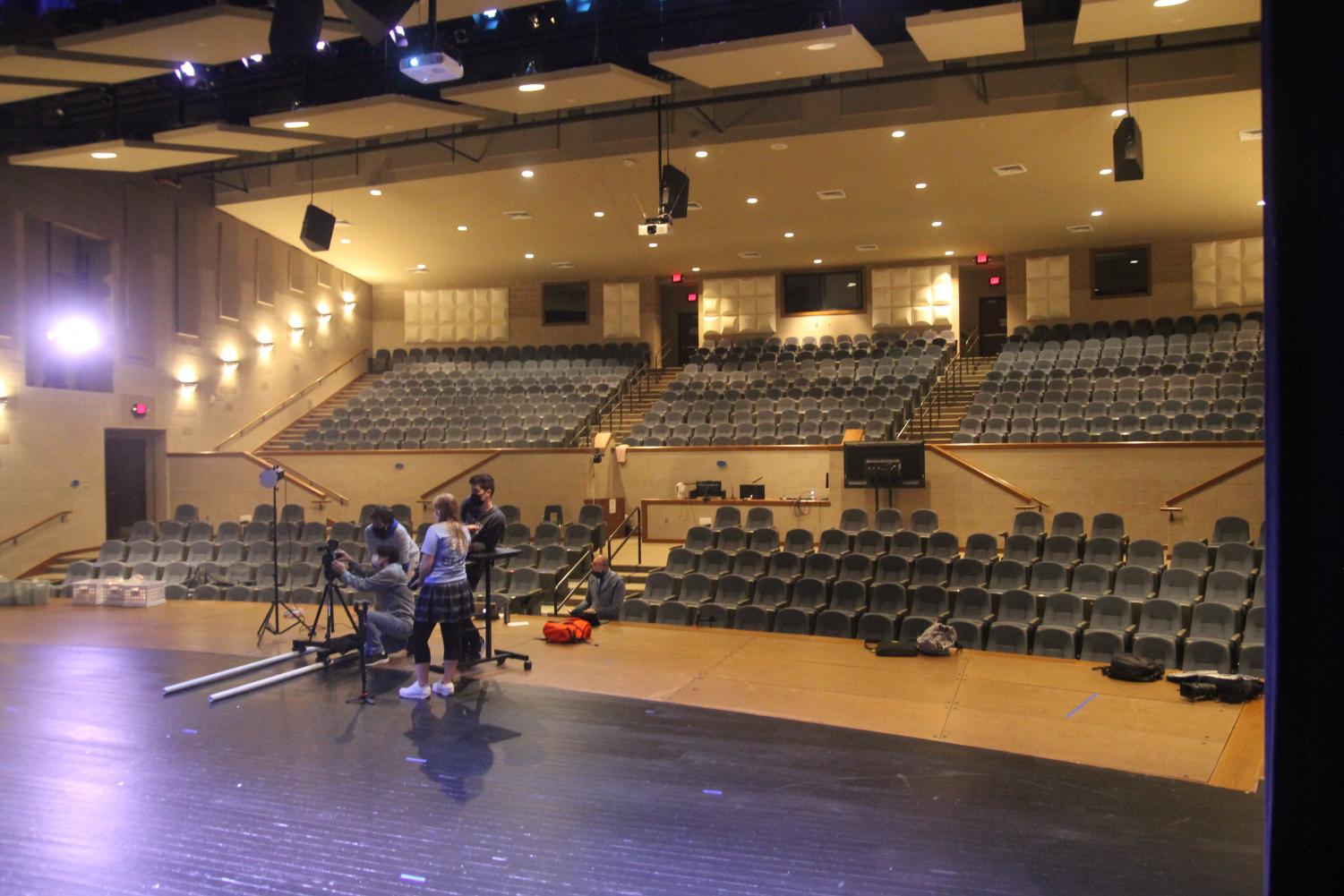 photo gallery: behind the scenes of the play