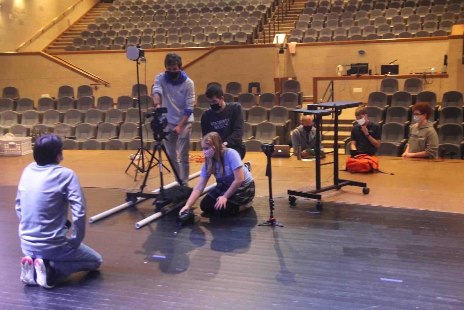 photo gallery: behind the scenes of the play