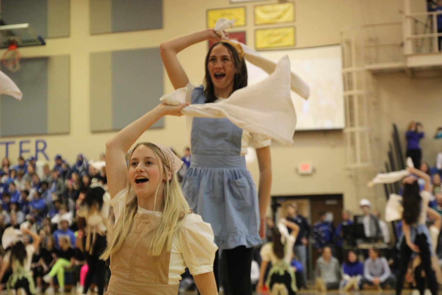 The 10th grade lip sync