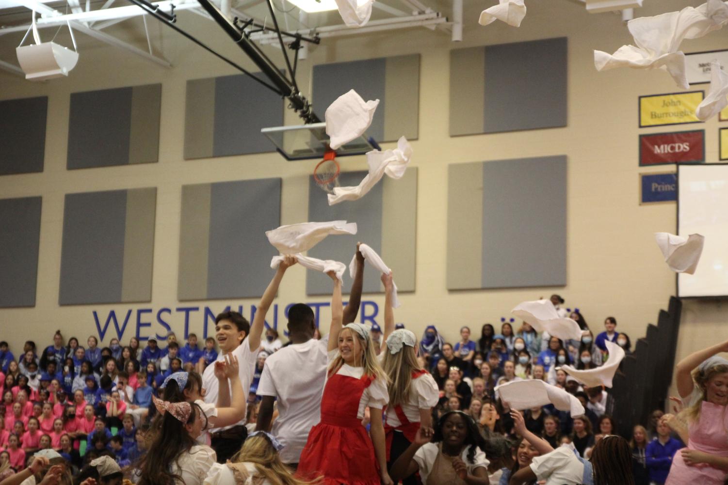 The 10th grade lip sync