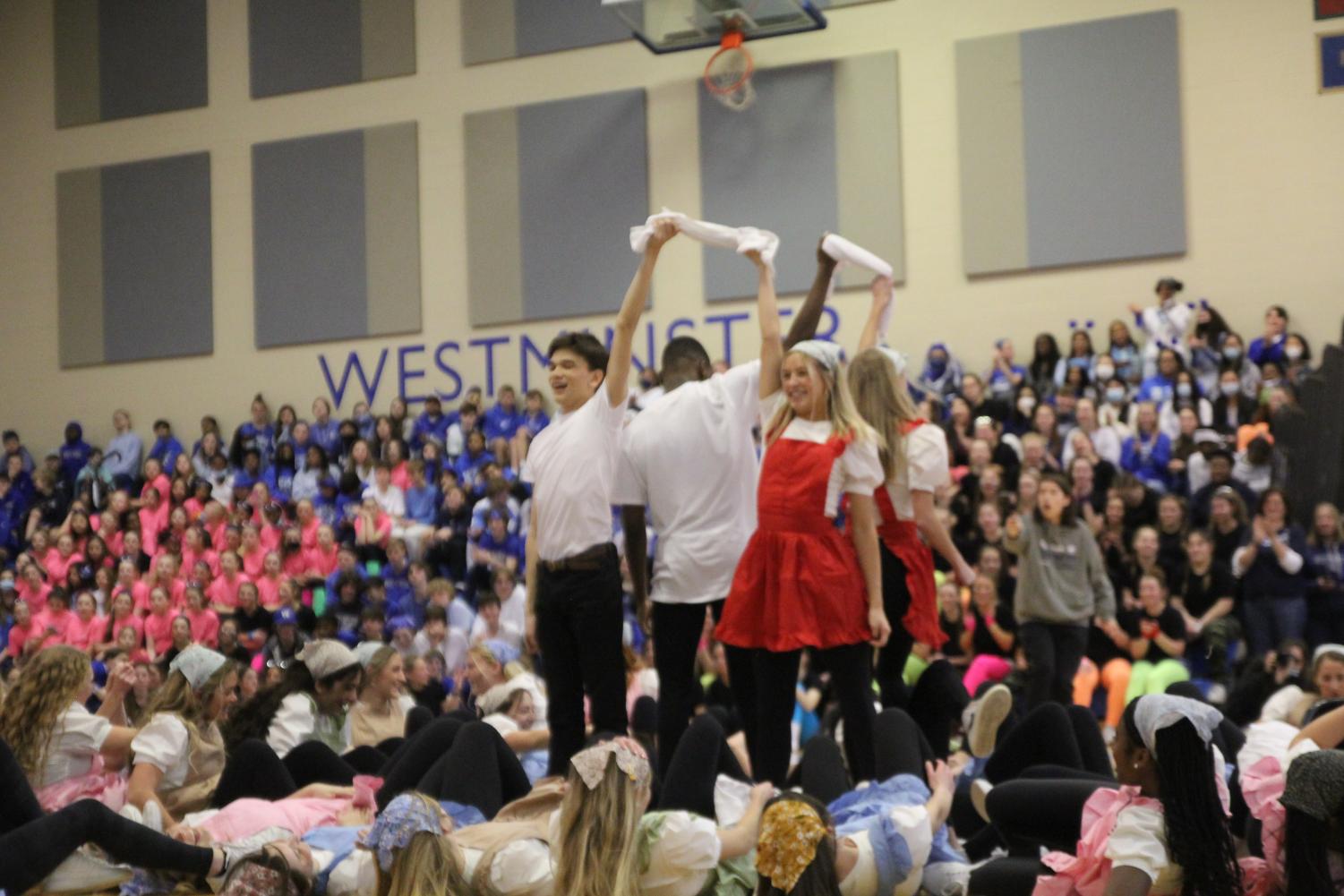 The 10th grade lip sync