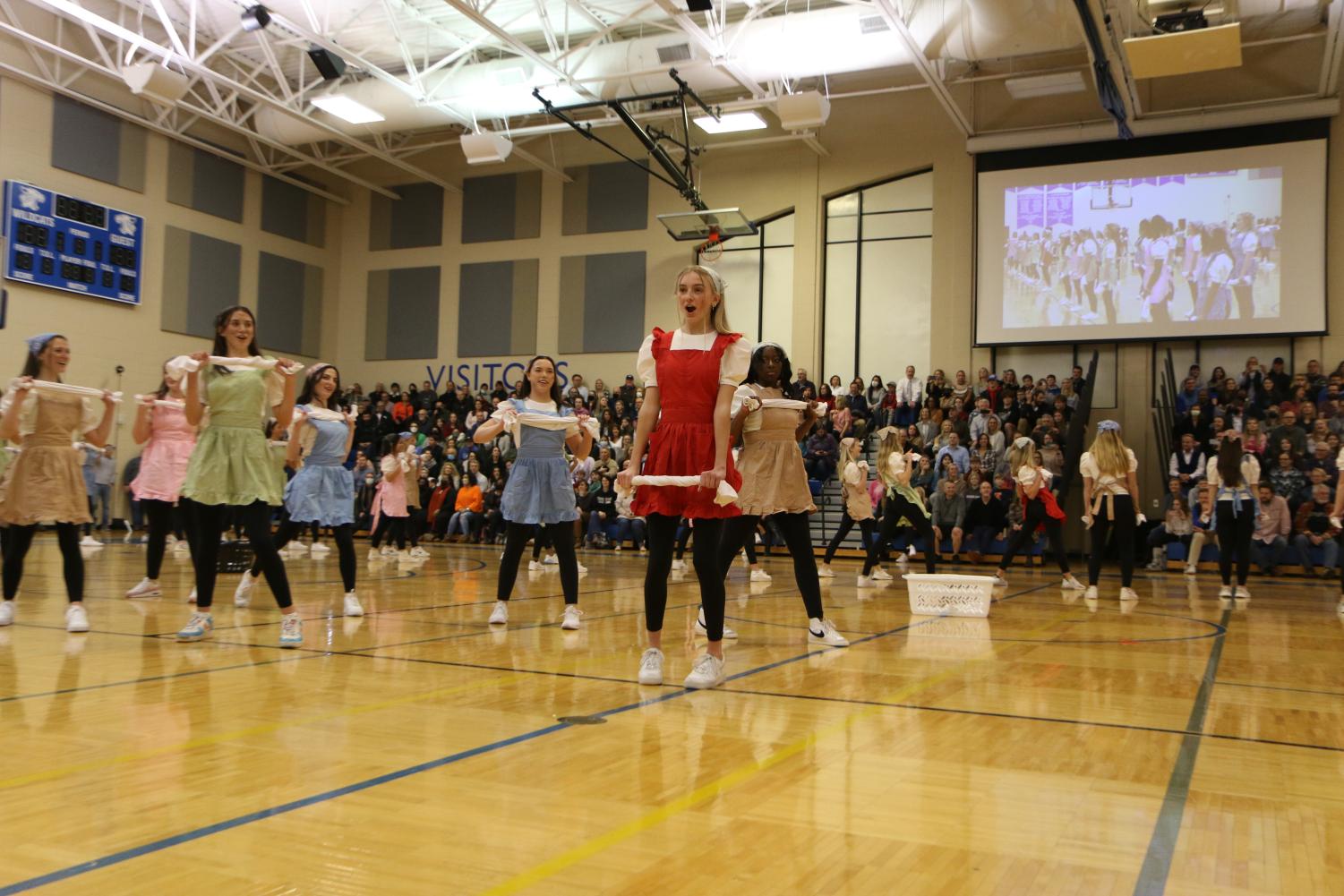 The 10th grade lip sync